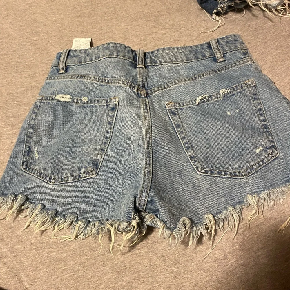 Zara shorts - Picture 2 of 3